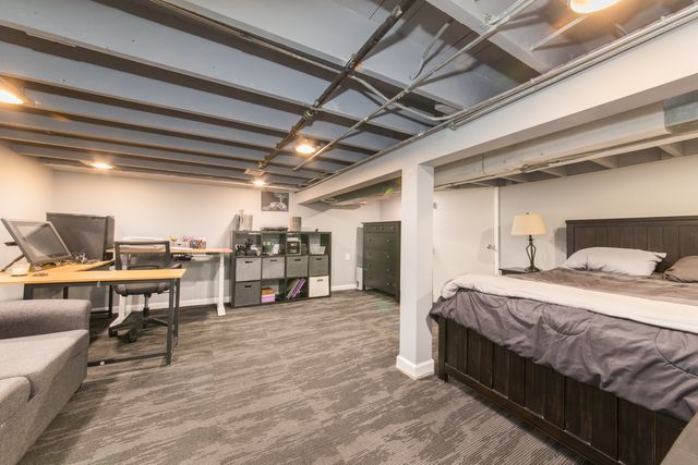 6461 W Raven Street, Chicago, IL 60631