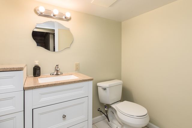6461 W Raven Street, Chicago, IL 60631