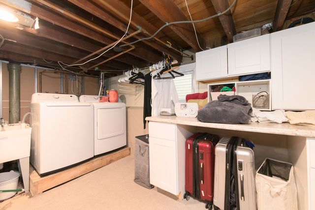 6461 W Raven Street, Chicago, IL 60631