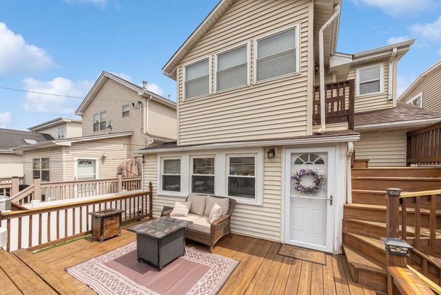 6461 W Raven Street, Chicago, IL 60631