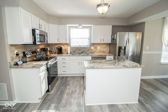 15177 War Emblem Drive, Noblesville, IN 46060