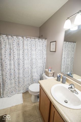 15177 War Emblem Drive, Noblesville, IN 46060