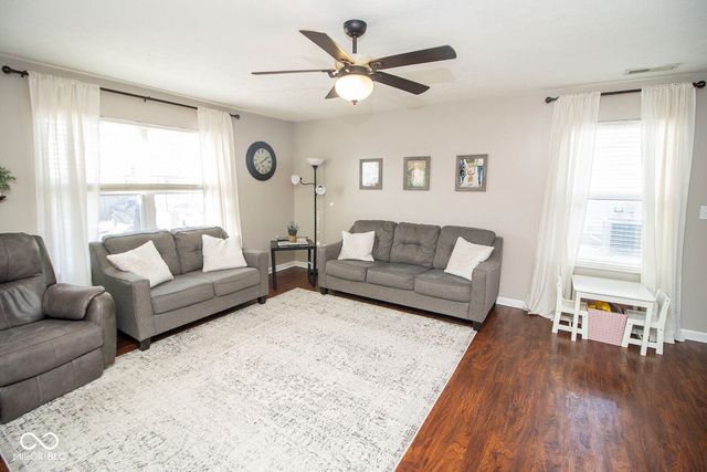 15177 War Emblem Drive, Noblesville, IN 46060