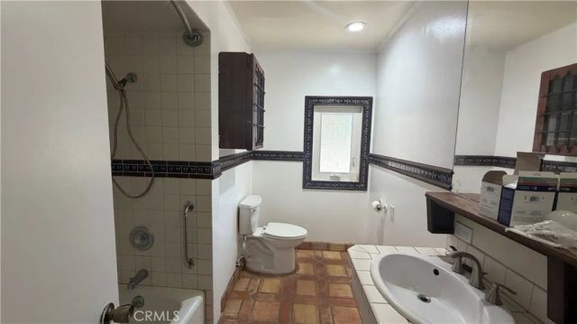 736 Crater Oak Drive, Calabasas, CA 91302