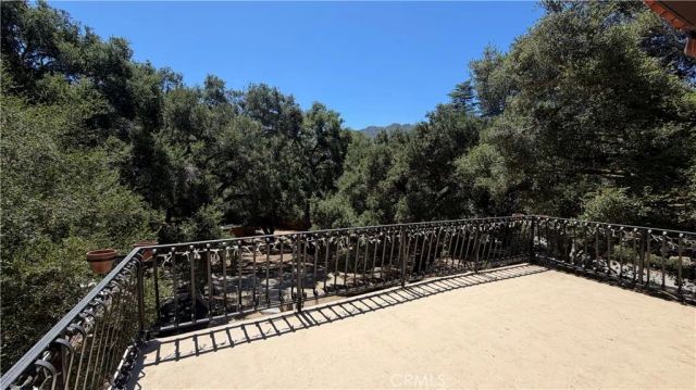 736 Crater Oak Drive, Calabasas, CA 91302