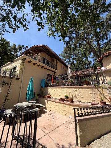 736 Crater Oak Drive, Calabasas, CA 91302
