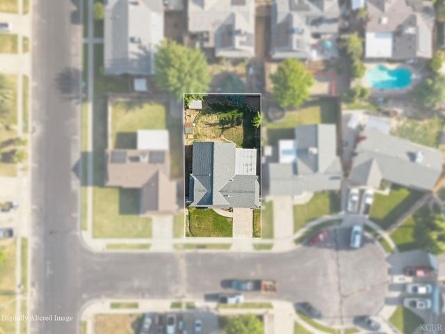 1175 Levich Circle, Hanford, CA 93230