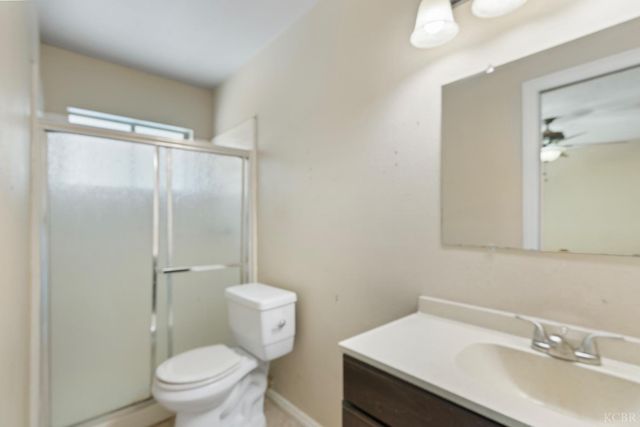 1175 Levich Circle, Hanford, CA 93230