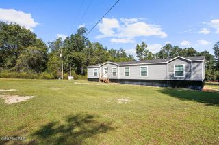 1215 Shores Road, Alford, FL 32420