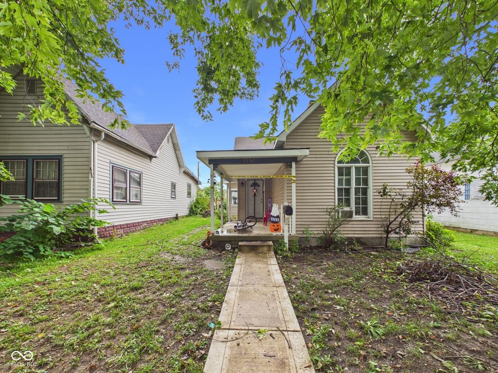 1932 Walnut Street, Anderson, IN 46016