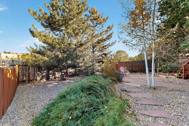 2933 Pueblo Halona, Santa Fe, NM 87507