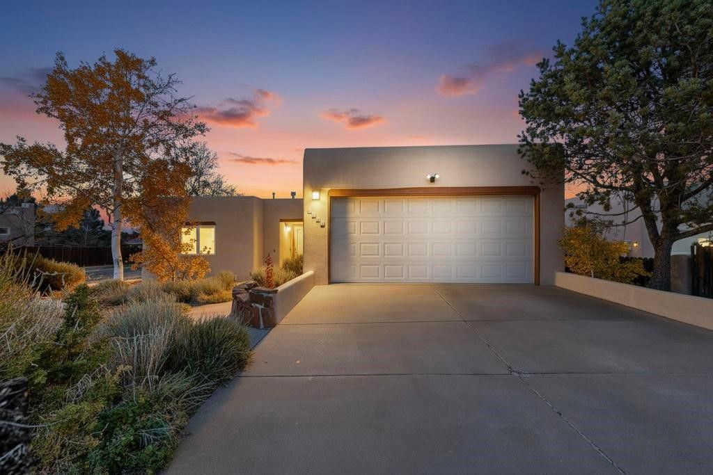 2933 Pueblo Halona, Santa Fe, NM 87507