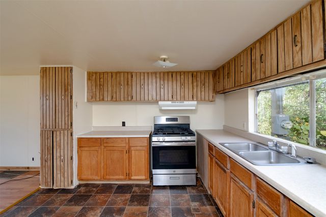 12 Ray Street, Keene, TX 76059