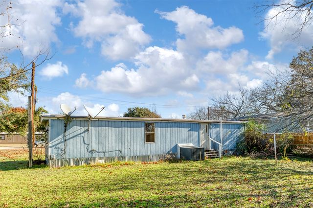 12 Ray Street, Keene, TX 76059
