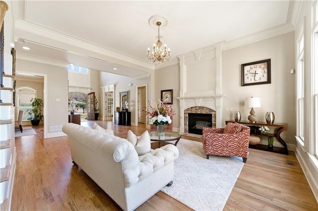 5224 Brendlynn Drive, Suwanee, GA 30024