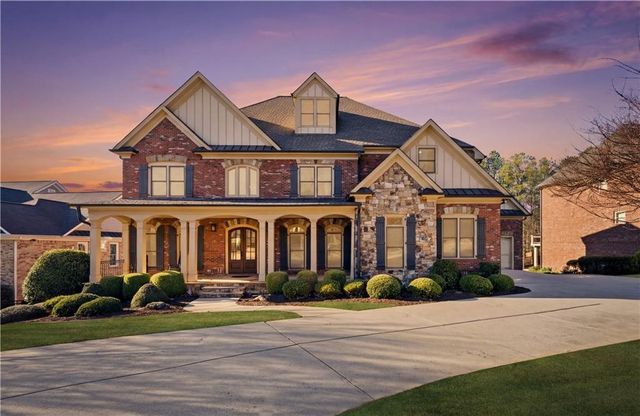 5224 Brendlynn Drive, Suwanee, GA 30024