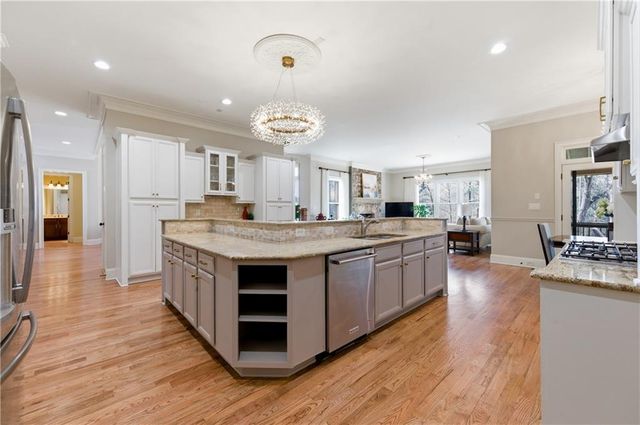 5224 Brendlynn Drive, Suwanee, GA 30024