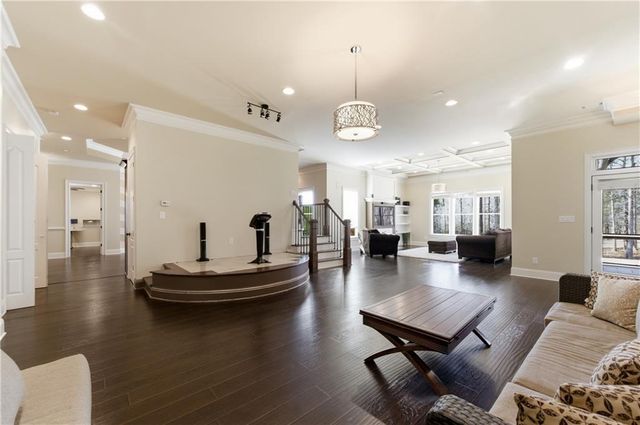 5224 Brendlynn Drive, Suwanee, GA 30024