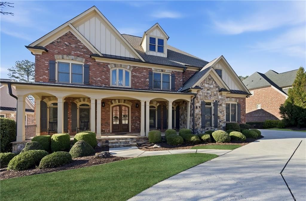 5224 Brendlynn Drive, Suwanee, GA 30024