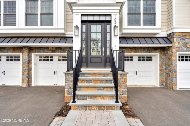 102 Eagle Way, Eatontown, NJ 07724