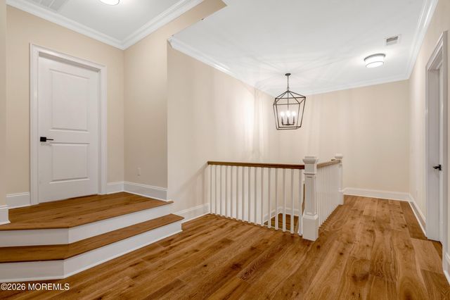 102 Eagle Way, Eatontown, NJ 07724