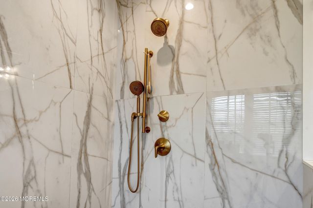 102 Eagle Way, Eatontown, NJ 07724