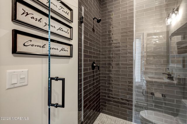 102 Eagle Way, Eatontown, NJ 07724