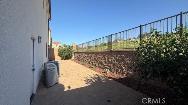 182 Quiet Grove, Irvine, CA 92618