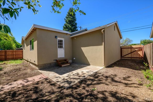 131 Beard St, Vacaville, CA 95688