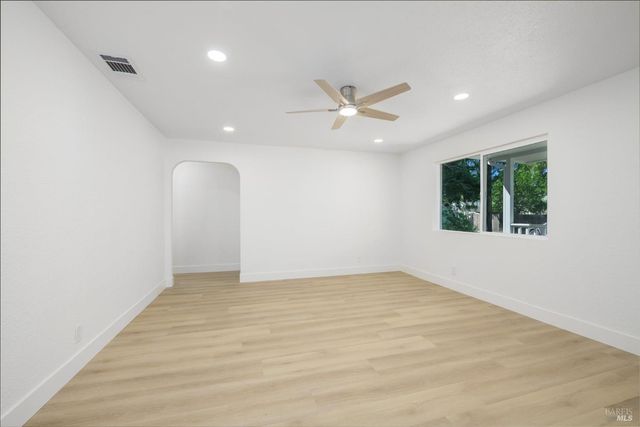 131 Beard St, Vacaville, CA 95688