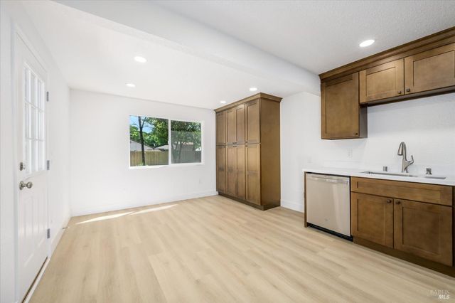 131 Beard St, Vacaville, CA 95688