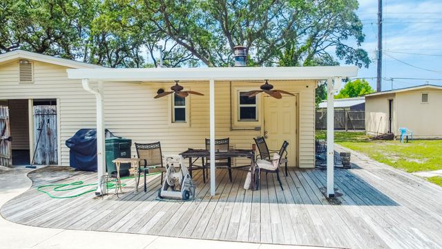 28 NW Carlton Court, Fort Walton Beach, FL 32548