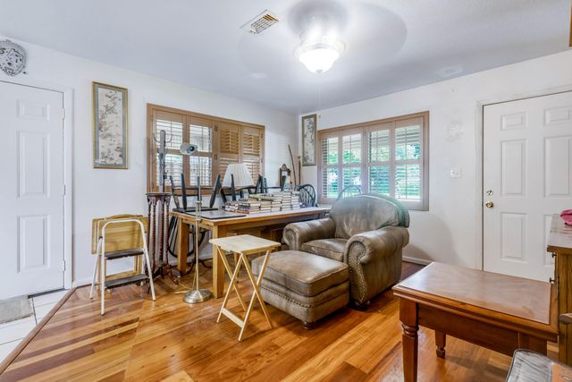 28 NW Carlton Court, Fort Walton Beach, FL 32548