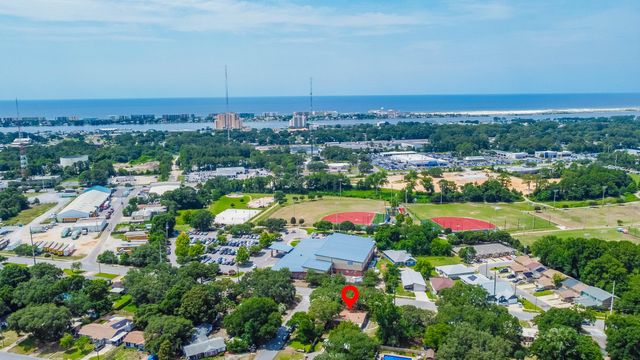 28 NW Carlton Court, Fort Walton Beach, FL 32548