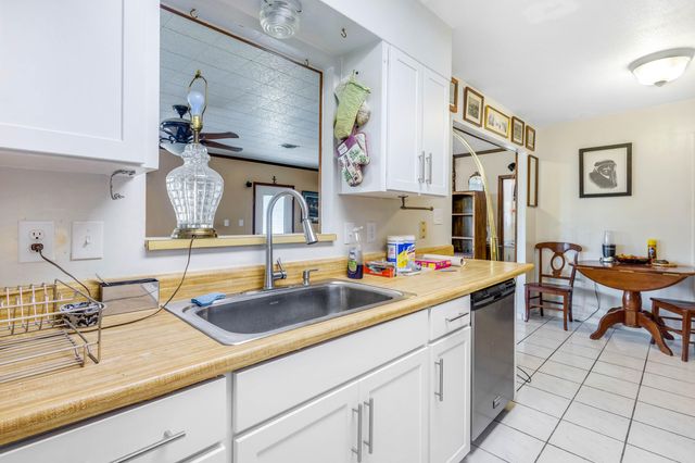 28 NW Carlton Court, Fort Walton Beach, FL 32548