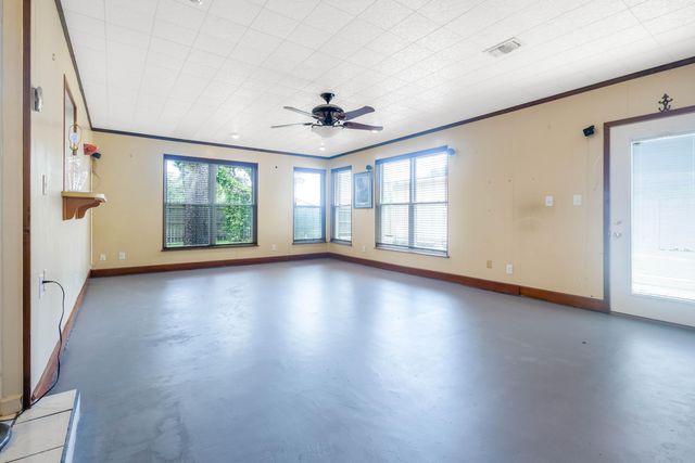 28 NW Carlton Court, Fort Walton Beach, FL 32548