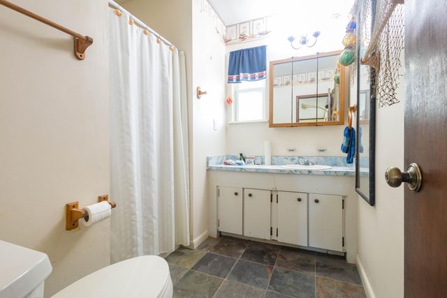 28 NW Carlton Court, Fort Walton Beach, FL 32548
