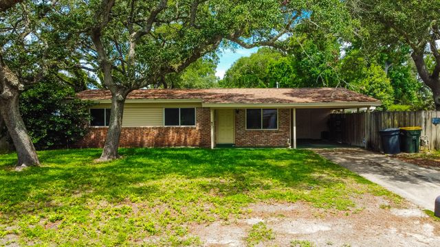28 NW Carlton Court, Fort Walton Beach, FL 32548