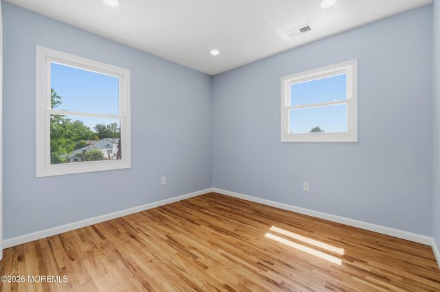 22 Edward Street, East Brunswick, NJ 08816