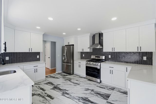 22 Edward Street, East Brunswick, NJ 08816