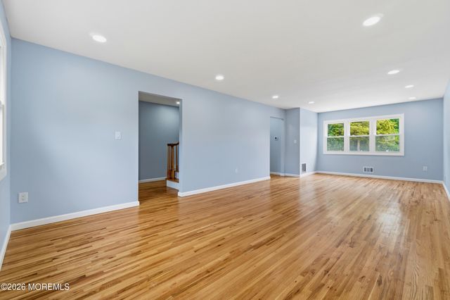 22 Edward Street, East Brunswick, NJ 08816
