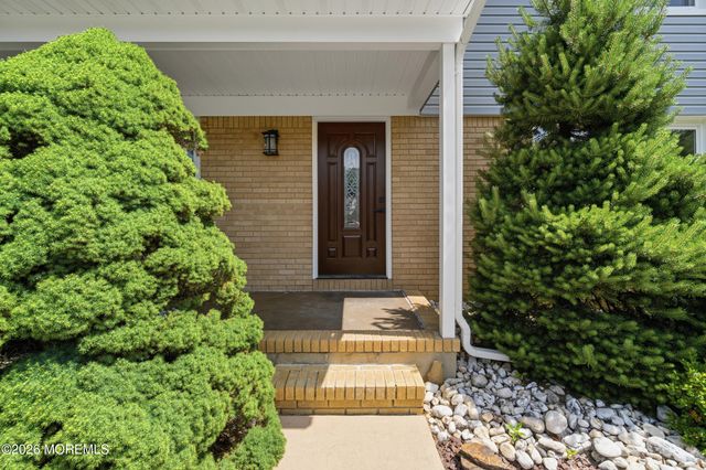 22 Edward Street, East Brunswick, NJ 08816