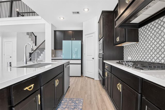 1315 Munson Valley Road, Richmond, TX 77406