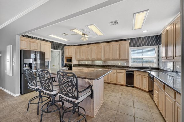 1141 Lake Halbert Road, Corsicana, TX 75109