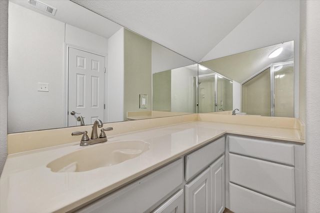 1141 Lake Halbert Road, Corsicana, TX 75109