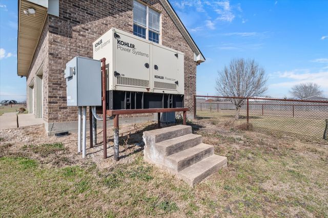 1141 Lake Halbert Road, Corsicana, TX 75109