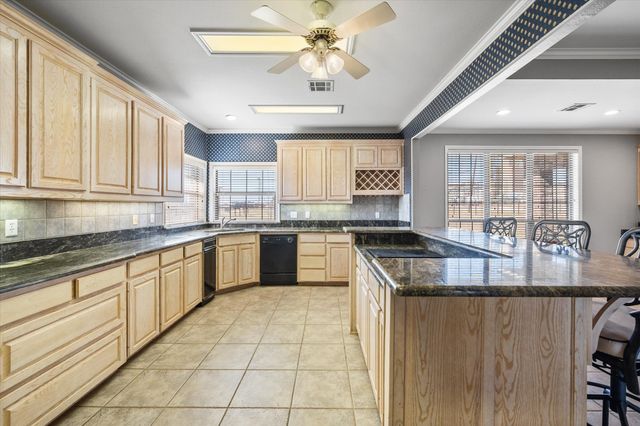 1141 Lake Halbert Road, Corsicana, TX 75109