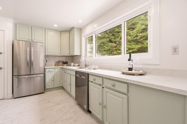 847 87th Street, Daly City, CA 94015
