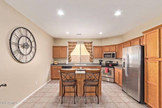 18450 W PASEO Way, Goodyear, AZ 85338