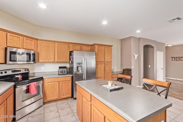 18450 W PASEO Way, Goodyear, AZ 85338